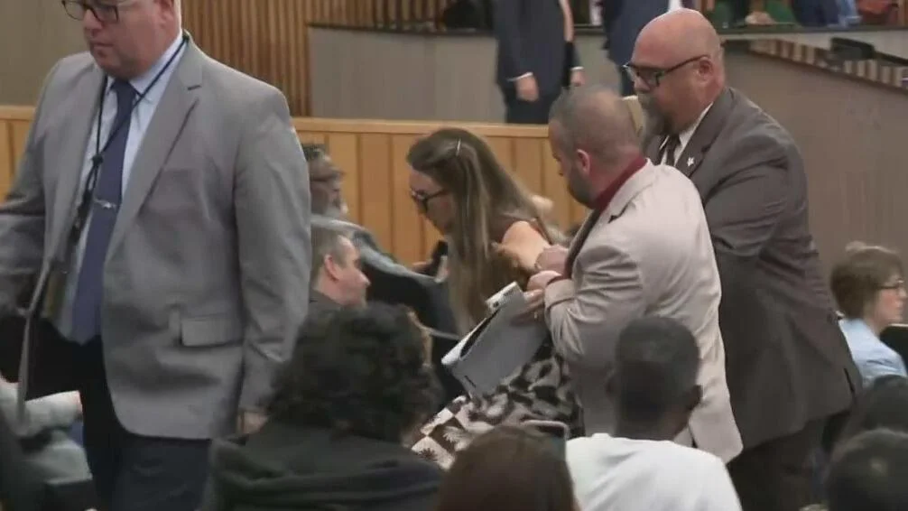 Photo of Miami Council meeting