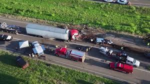 Texas-Truck-Crash-Kills-Fort-Worth-Family-of-4
